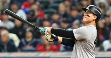 Yankees Decline Anthony Rizzo's Option Making Him a Free Agent