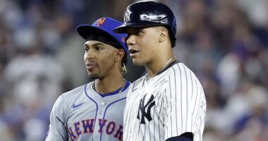 Yankees Predicted to Swap Superstars With Mets in Free Agency