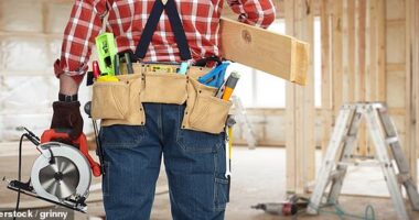 A recent Reddit post by a British expat sparked debate about what is the proper etiquette when a tradesperson is doing work in your home