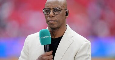 Ian Wright has said he 'can't accept' Eni Aluko's apology after she claimed he was 'blocking opportunities for women in football