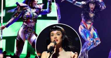 Katy Perry roasted for choreography on 'Lifetimes' tour