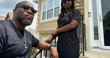 Supreme Court hears arguments on case about FBI raid on wrong Georgia home