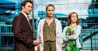 10 Best Episodes Of The Librarians, Ranked