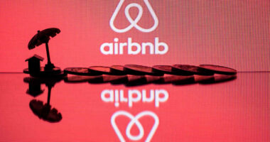 Airbnb expects slower growth in nights booked, amid ‘broader economic uncertainties’ in U.S.