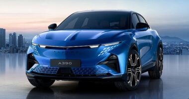 The electric SUV that will 'feel like a racing car': This is the new Alpine A390 - a fastback coupe with five doors and a £60k starting price