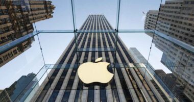 Amazon, Apple power ‘Magnificent Seven’ toward $700 billion in market-cap gains