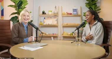 Amy Poehler may be a seasoned performer, but that doesn't mean she hasn't had her fair share of embarrassing moments while acting