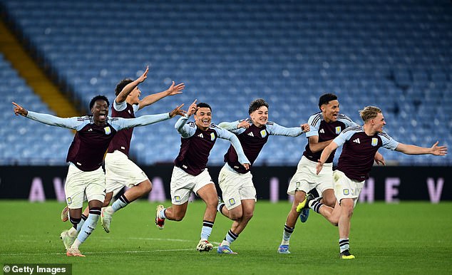 Aston Villa beat Manchester United on penalties in the semi-final at Villa Park