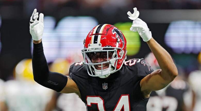 Atlanta Falcons X-Factor on Defense Will Be Back for Training Camp