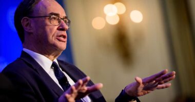 Bank of England lowers rates by a quarter point with two wanting jumbo cut and two wanting pause