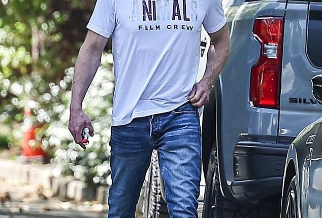 Ben Affleck, 52, was pictured stopping by his ex-wife Jennifer Garner's, 52, home on Mother's Day Sunday
