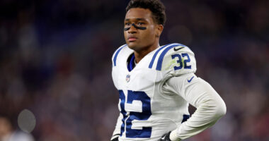 Bills Named Top Candidate to Sign 'Playmaking' Safety