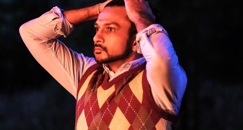 CBS Backs Itself Into A Corner About Jay's Future In Ghosts Season 5