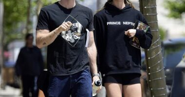 Cody Simpson and Emma McKeon recently spent a little time on separate continents. The Australian singer and the Olympic swimmer stepped out in Los Angeles this weekend and looked loved up and relaxed. Both pictured