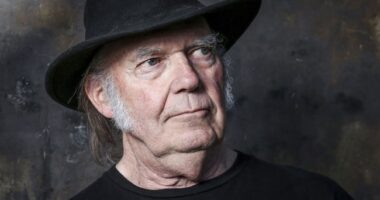 Conservatives Torch Neil Young for Performing Predictable New Song Slamming Musk – RedState