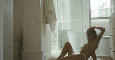Dina Broadhurst left little to the imagination as she posed for a racy Instagram selfie taken inside her home on Sunday