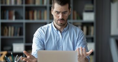 Would you be offended if you received an email with no greeting? A number of Reddit users said they would find it rude