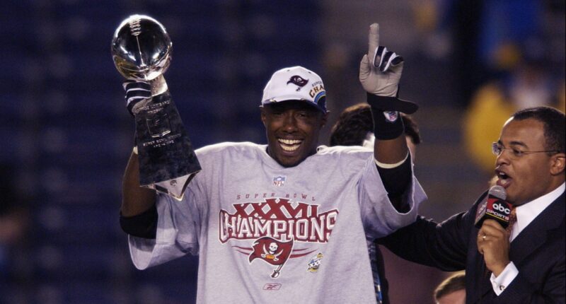 Former Bucs Super Bowl MVP Says 'Sky is the Limit' For One Tampa Bay Rookie