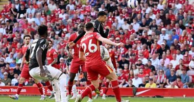 Gabriel Martinelli rose highest to bring Arsenal back into the game on Sunday, having shifted up front from his usual left wing position