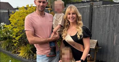 Shane Richardson's girlfriend, Hannah James (right), has updated her profile picture to show her and Mr Richardson smiling with their two children after his tragic death