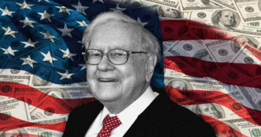 Here’s the real reason Berkshire Hathaway holds almost $350 billion in cash right now