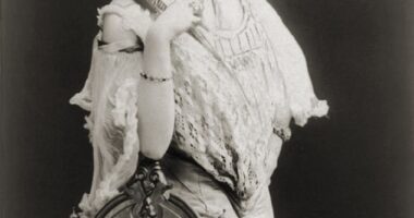 When tragedy struck in the early hours of April 15 1912, Margaret Brown focused on getting as many people as possible onto lifeboats, willing to face the chilling danger of the deep to save others