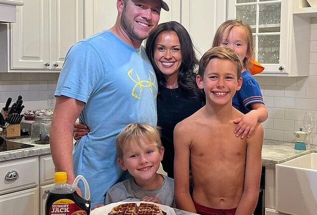 A former teacher has left the internet fiercely divided after she shared the 11 'non-negotiable' rules that she set for her kids