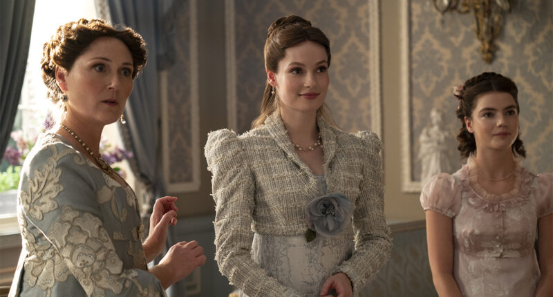 Violet, Francesca and Hyacinth Bridgerton in season 3