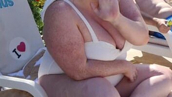 Mia Melville, who hails from the UK, tipped the scales at 18st 3lbs eight months ago, but has since dropped a whopping 6st since she began taking Mounjaro - one of a number of now mainstream weight loss drugs being used to promote weight loss