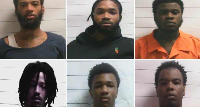 Jail Worker Charged With Helping 10 Inmates Escape New Orleans Jail