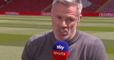 Jamie Carragher doesn't believe that fifth-placed Chelsea will qualify for the Champions League