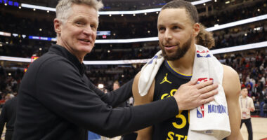 Kerr Offers Brutally Honest Take on Steph Curry's Playoff Absence