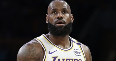 Knicks Predicted to Sign LeBron James Despite Latest News