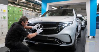 Alabama employees might soon start making America's best-selling Mercedes