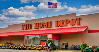 Major U.S. Chain Blames Fed for Slower Sales, Not Tariffs.