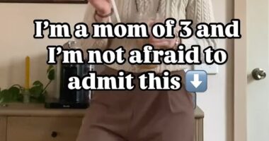 A mom's bold take about parent etiquette at playgrounds has sparked a heated debate online