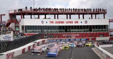 NASCAR Truck Series Window World 250 Preview: Favorite, Underdog, Top Storylines