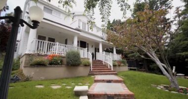 Neve Campbell Is Selling Her Los Angeles House With $4.3 Million Asking Price