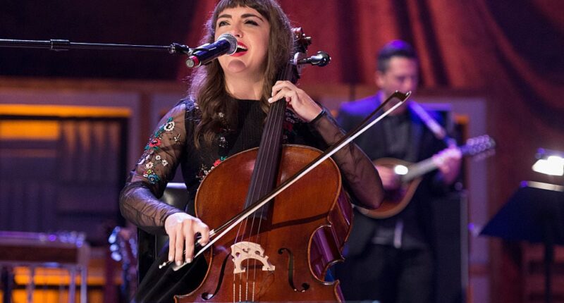 Neyla Pekarek