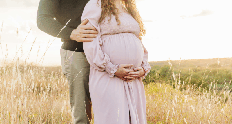 No, Being Raised By A ‘Group Of Pals’ Isn’t Better Than Having A Mom And Dad