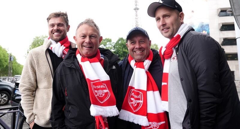 PSG vs Arsenal - Champions League: Live score, team news and updates as Gunners eye unlikely comeback in Paris in bid to reach final