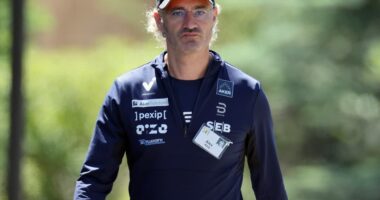 Palantir earnings show ‘ferocious growth’ fueled by AI