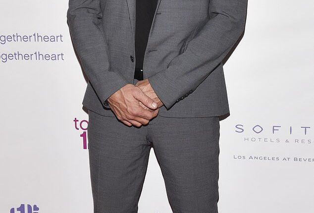 Prison Break star Dominic Purcell has completely changed his look... leaving longtime fans of the show stunned. He's seen in 2016