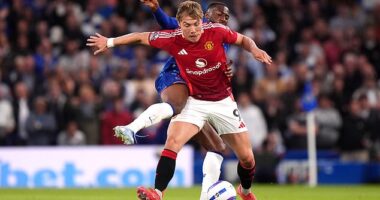 Roy Keane has given a brutal assessment of £72million Manchester United forward Rasmus Hojlund (pictured)