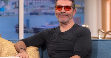 Simon Cowell has revealed he once turned down $150,000 from a couple who asked him to judge them having sex