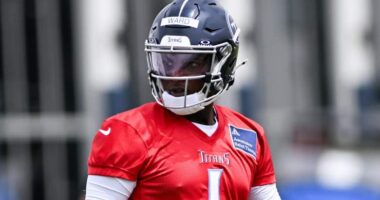Titans Trade Proposal Pairs Falcons TE Kyle Pitts With Cam Ward