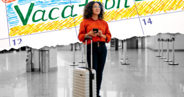 Travelers are waiting until the last minute to book trips. Here’s when that works — and when it can backfire.