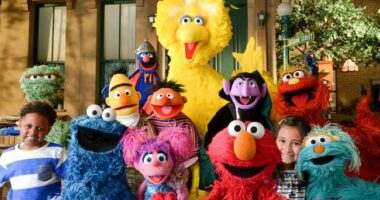 Trump Signs Executive Order Cutting Funds to PBS and NPR – HotAir