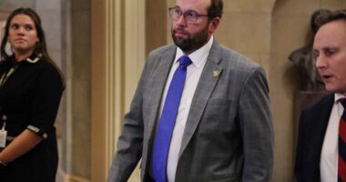 Under new GOP bill, multimillionaires could dodge the 39.6% tax rate floated by Trump
