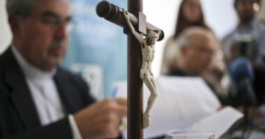 Why Can't Christians Help Each Other Better? – RedState